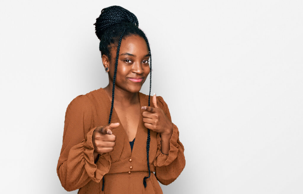 Accueil Young African American Woman Wearing Casual Clothes Pointing Fingers Camera With Happy Funny Face Good Energy Vibes 1024x656